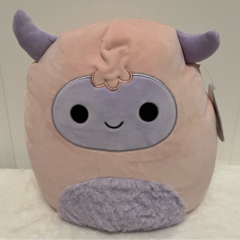 Squishmallow Ronalda Yeti, Furry Belly, US Import 🇺🇸, 11” New